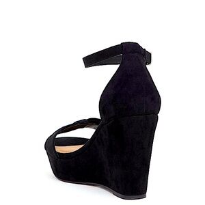 CHARLES DAVID 100% Suede Wedge Sandals-Size 10-Jet Black